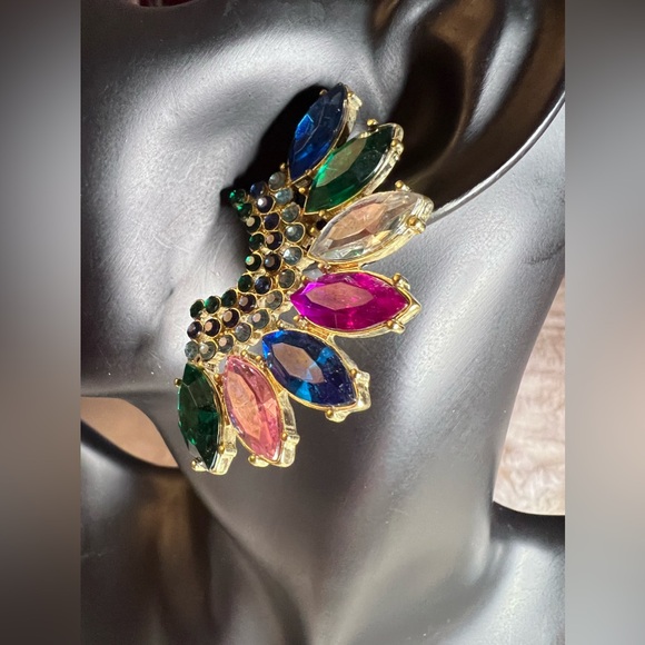 Vintage Style Crawler Statement Earrings Multi-Colored in Gold Tone Setting - Picture 5 of 9